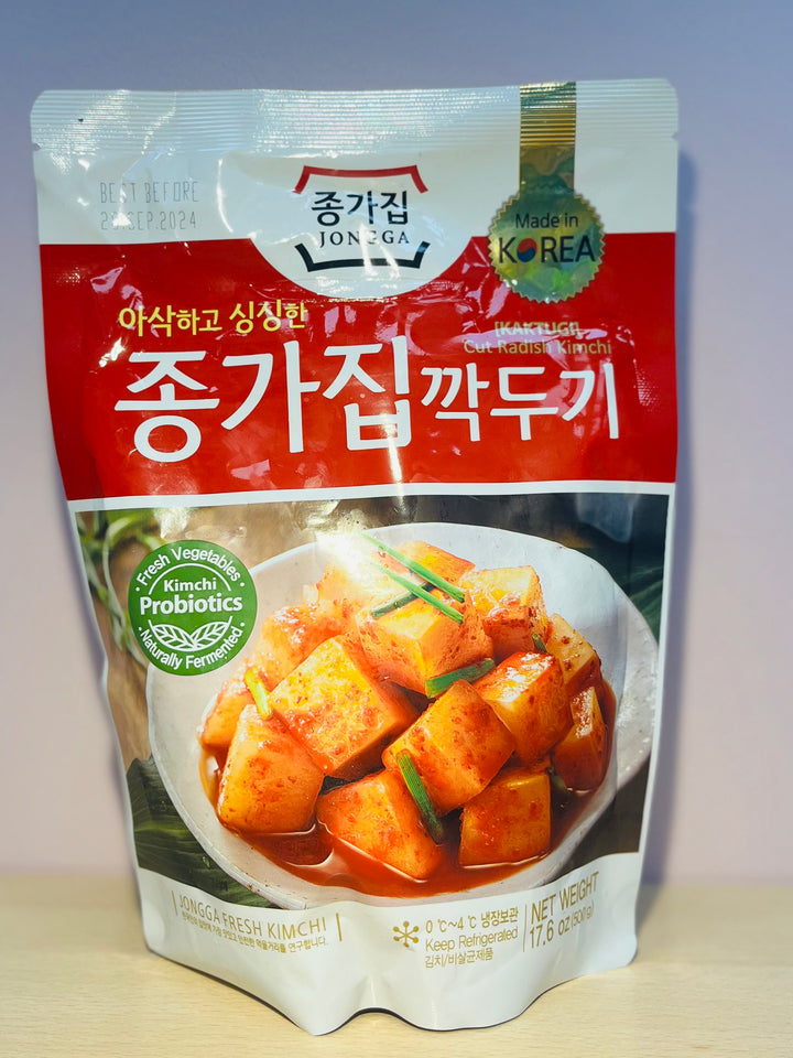 Chongga Cut Radish Kimchi 500g