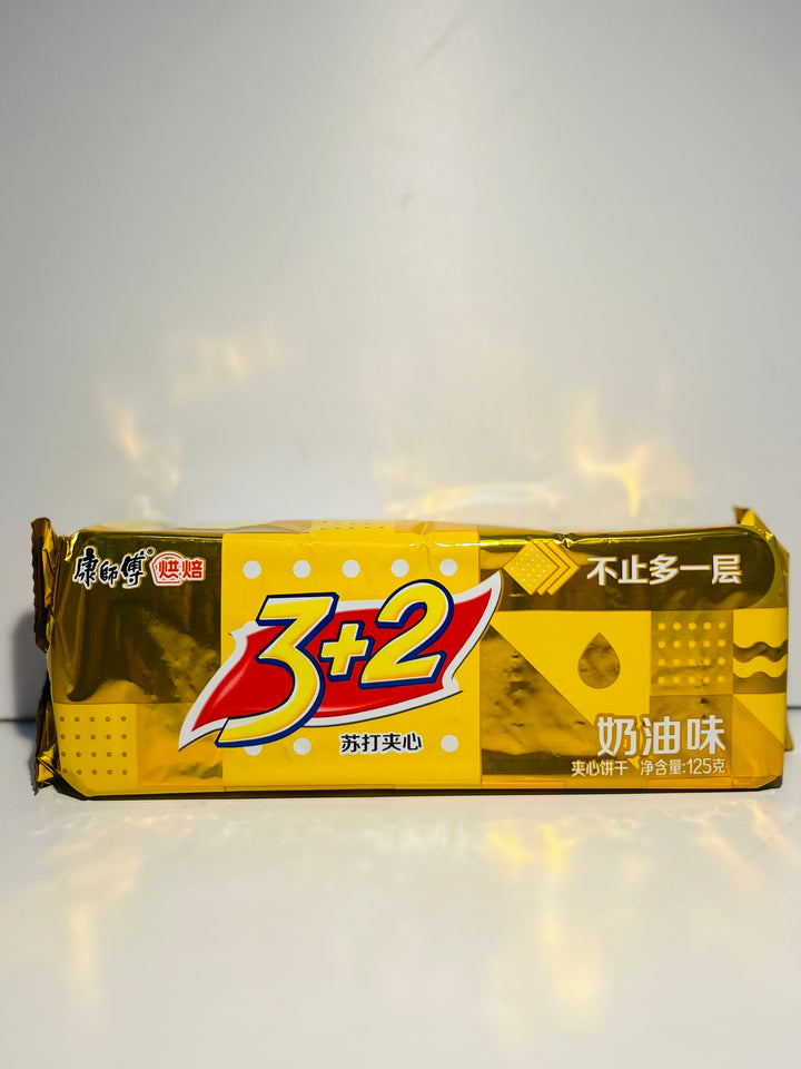 康师傅3+2苏打夹心饼干奶油味125g Master Kang Biscuits Original Flavour