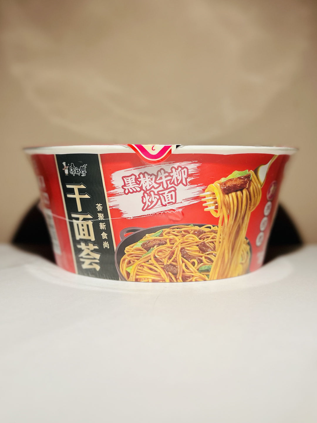 康师傅黑椒牛柳炒面干烩面124g Master Kang Dry Instant Noodle Black Pepper Beef