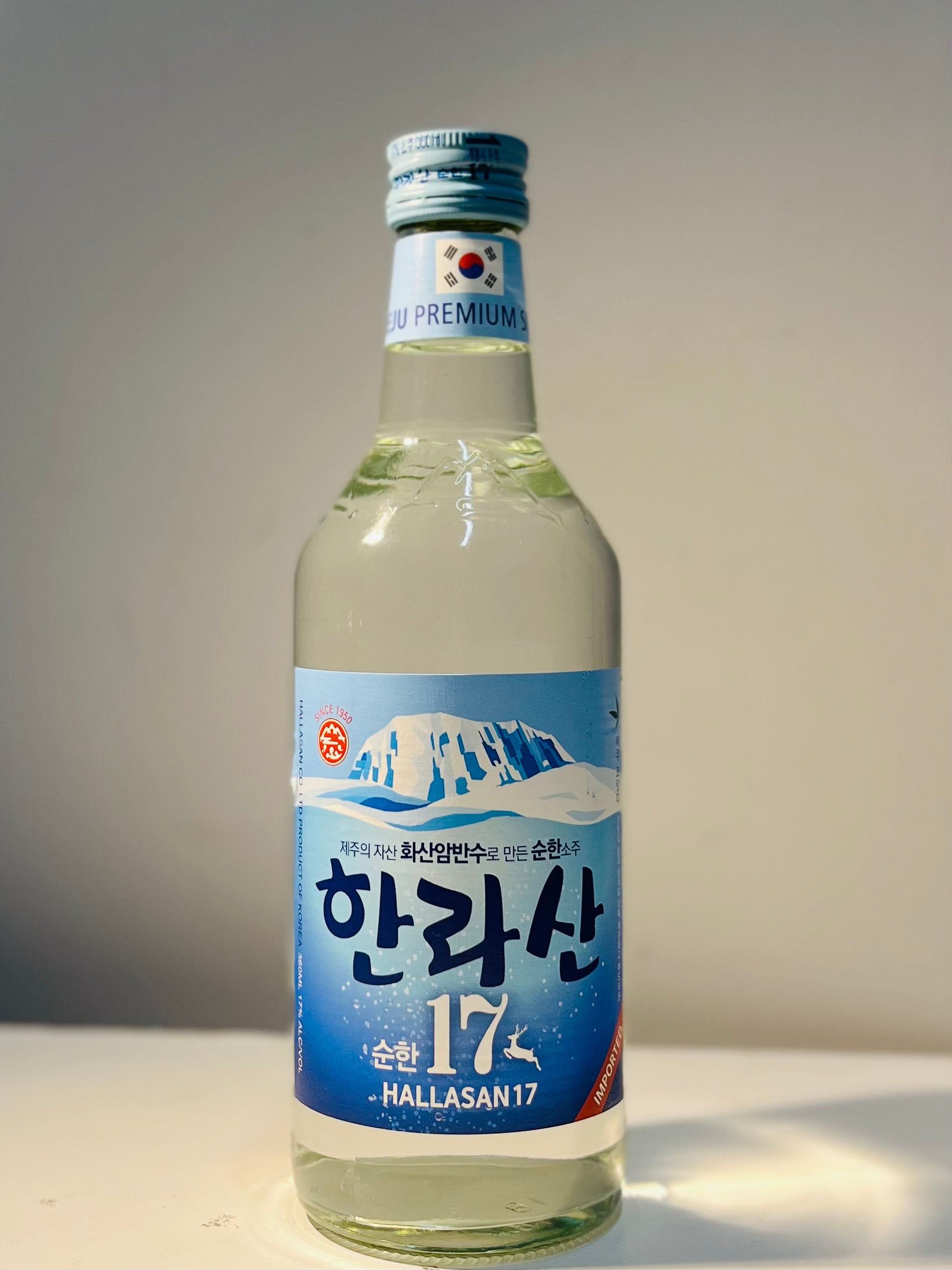 Island Elegance: Hallasan Soju 360ml 17% Vol | Discover The Distinctive ...